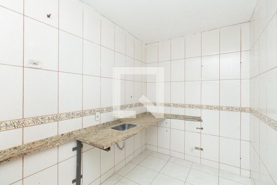 Cozinha (segundo andar) de casa de condomínio à venda com 4 quartos, 120m² em Parada de Lucas, Rio de Janeiro
