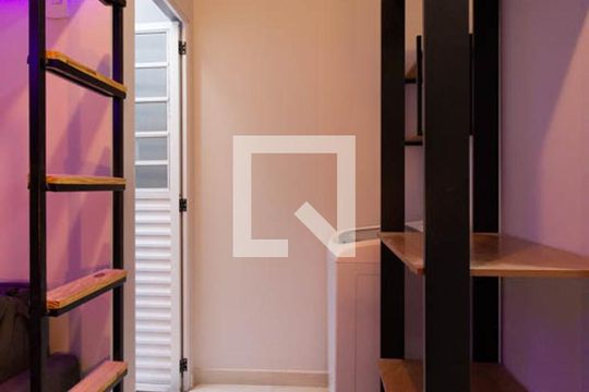 Área de serviço de kitnet/studio para alugar com 1 quarto, 20m² em Vila Medeiros, São Paulo