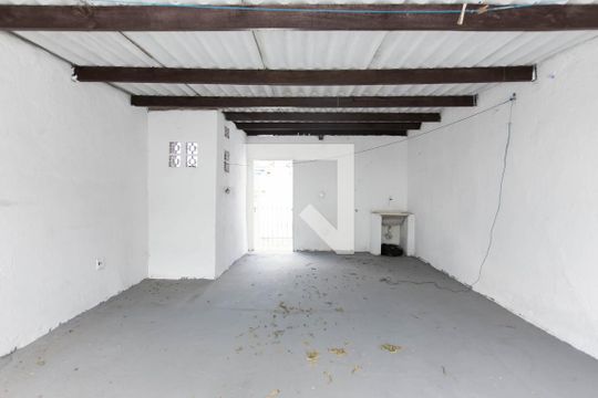 Área de Serviço de casa para alugar com 2 quartos, 70m² em Limoeiro, São Paulo