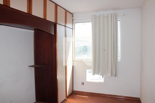 Quarto 1 de apartamento à venda com 2 quartos, 50m² em Inhaúma, Rio de Janeiro