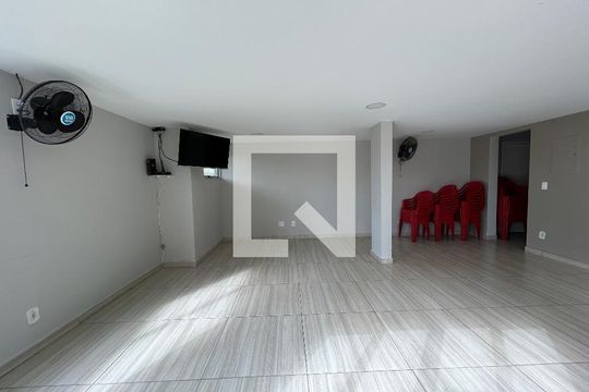 Área comum - Salão de festas de apartamento para alugar com 2 quartos, 70m² em Jardim Sulacap, Rio de Janeiro