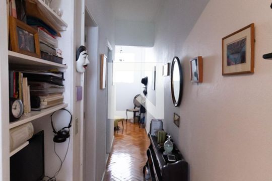 Corredor de apartamento à venda com 1 quarto, 54m² em Botafogo, Rio de Janeiro