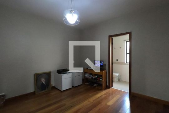 Casa à venda com 3 quartos, 503m² em Jardim Leonor, São Paulo