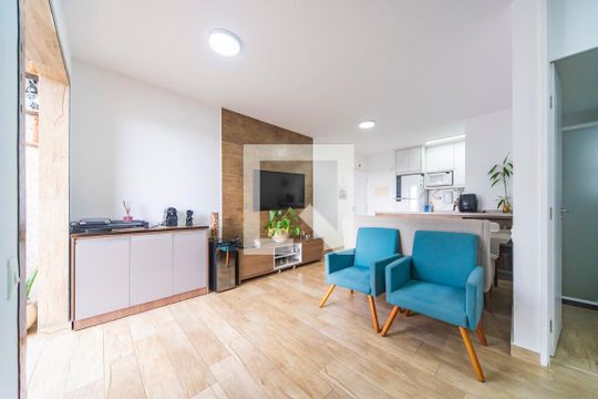 Sala de apartamento à venda com 2 quartos, 65m² em Utinga, Santo André