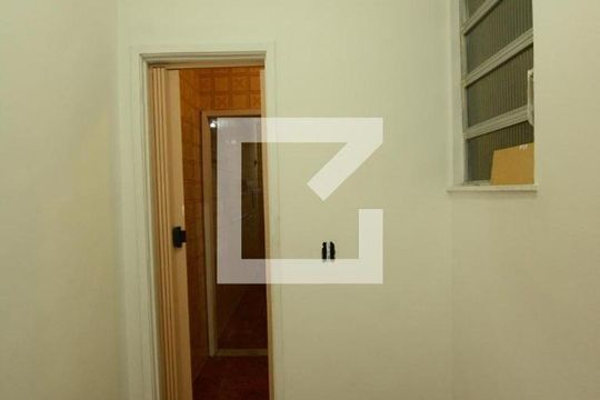 Quarto de serviço de apartamento à venda com 2 quartos, 85m² em Penha Circular, Rio de Janeiro