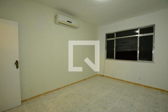 Quarto 1 de apartamento para alugar com 2 quartos, 85m² em Penha Circular, Rio de Janeiro