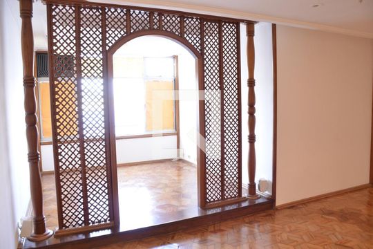 Sala de apartamento à venda com 2 quartos, 140m² em Ingá, Niterói