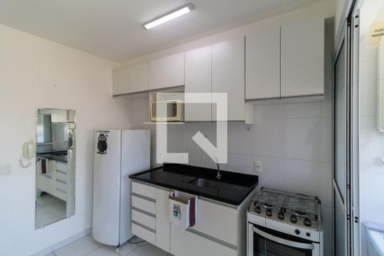 Cozinha de kitnet/studio à venda com 1 quarto, 28m² em Cambuci, São Paulo