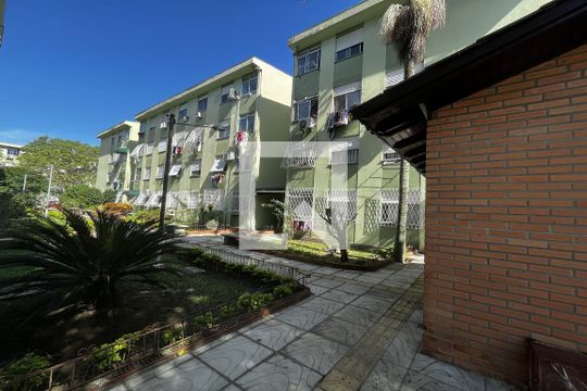 Fachada de apartamento à venda com 2 quartos, 55m² em Vila Nova, Porto Alegre