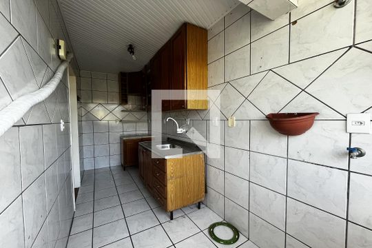Cozinha de apartamento à venda com 2 quartos, 55m² em Vila Nova, Porto Alegre