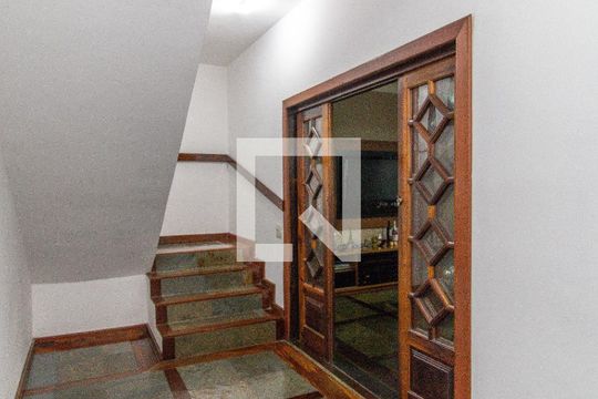 Casa 1 - Hall de casa à venda com 5 quartos, 360m² em Jardim Guanabara, Rio de Janeiro