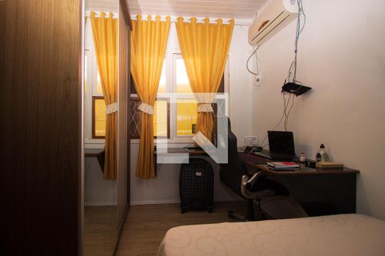 Casa à venda com 3 quartos, 150m² em Partenon, Porto Alegre