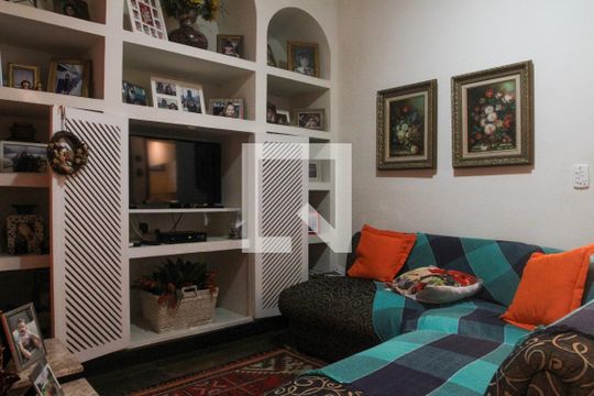 Sala de TV de casa à venda com 3 quartos, 286m² em Jardim Botânico, Rio de Janeiro