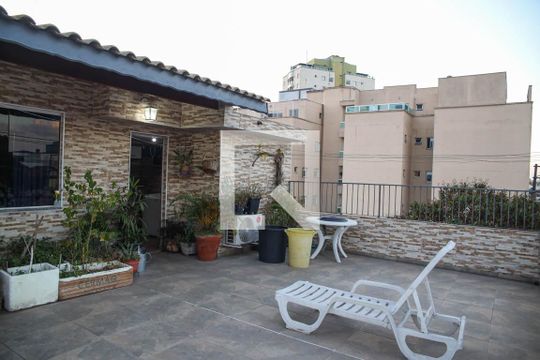 Área de Serviço de casa à venda com 4 quartos, 144m² em Nova Gerty, São Caetano do Sul