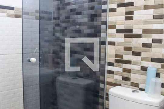 Banheiro de casa à venda com 4 quartos, 144m² em Nova Gerty, São Caetano do Sul