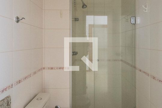Banheiro Social de apartamento para alugar com 1 quarto, 53m² em Petrópolis, Porto Alegre