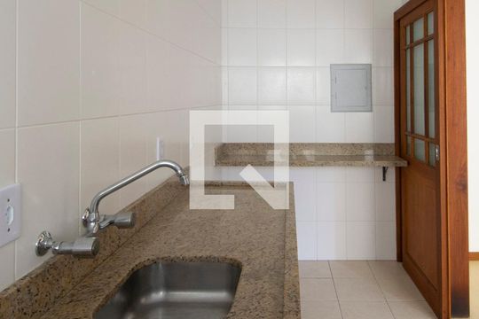 Cozinha e Área de Serviço de apartamento para alugar com 1 quarto, 53m² em Petrópolis, Porto Alegre