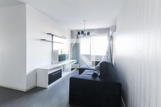 Apartamento para alugar com 3 quartos, 69m² em Vila Ipiranga, Porto Alegre