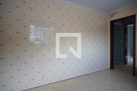 Cozinha de casa de condomínio à venda com 3 quartos, 200m² em Vila Jardim, Porto Alegre