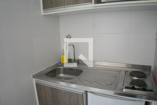 Kitnet/Studio para alugar com 1 quarto, 44m² em Caminho das Árvores, Salvador
