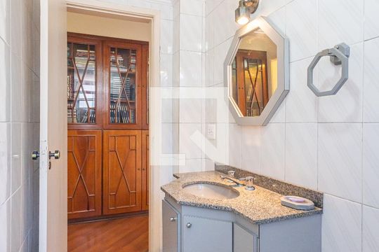 Banheiro de apartamento à venda com 3 quartos, 122m² em Jardim America, São Paulo
