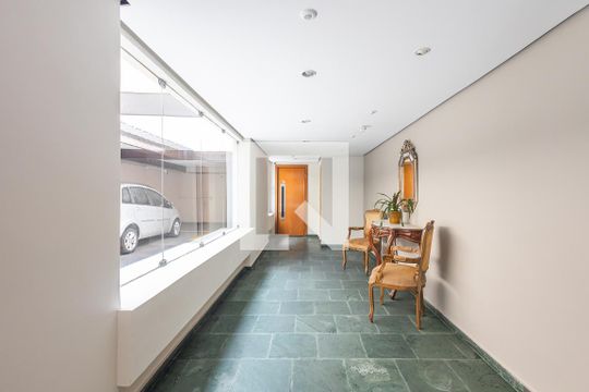 Hall social de apartamento à venda com 3 quartos, 122m² em Jardim America, São Paulo