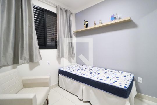Quarto 1 de apartamento para alugar com 2 quartos, 65m² em Tibery, Uberlândia