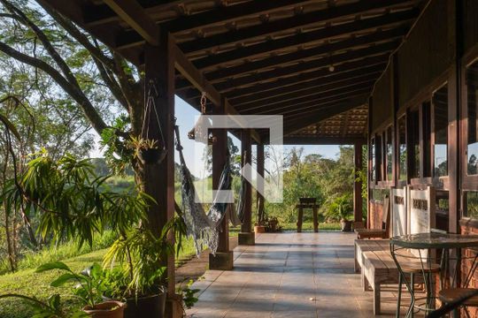 Varanda de casa à venda com 3 quartos, 4424m² em Marco Leite, Jundiaí