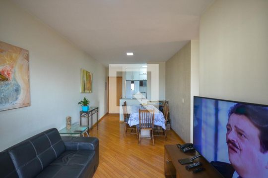 Sala de apartamento para alugar com 2 quartos, 51m² em Vila Santo Estéfano, São Paulo