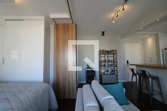 Sala/Quarto de apartamento à venda com 1 quarto, 50m² em Vila Gertrudes, São Paulo