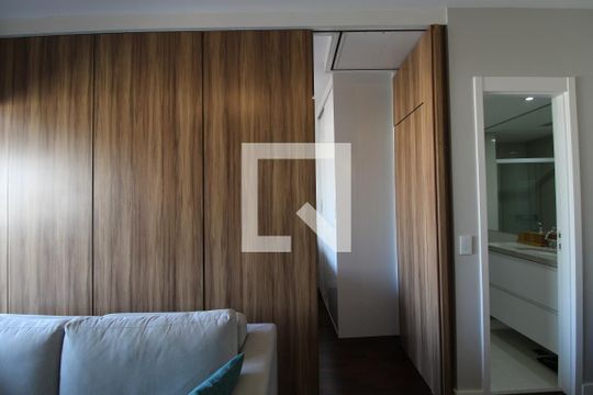 Sala/Quarto de apartamento à venda com 1 quarto, 50m² em Vila Gertrudes, São Paulo