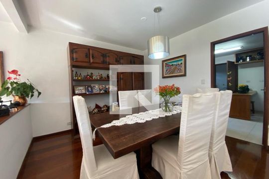 Sala de Jantar de casa à venda com 3 quartos, 260m² em Paraíso do Morumbi, São Paulo