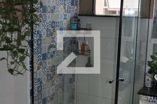 Banheiro Corredor de apartamento para alugar com 2 quartos, 50m² em Jacarepaguá, Rio de Janeiro