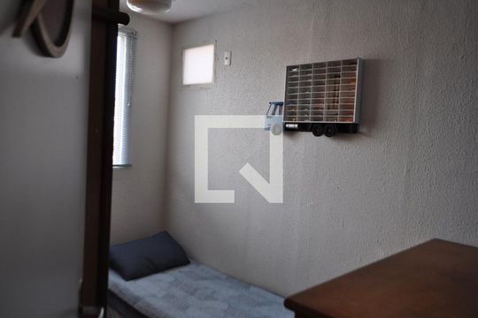 Quarto 1  de apartamento para alugar com 2 quartos, 50m² em Jacarepaguá, Rio de Janeiro