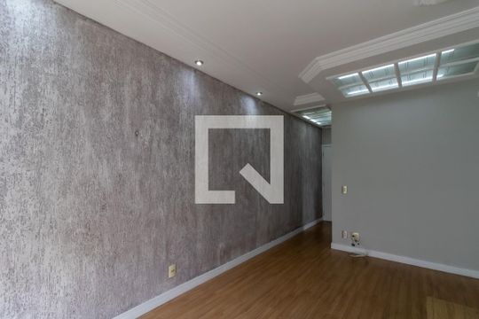 Sala de apartamento para alugar com 2 quartos, 62m² em Jardim Testae, Guarulhos