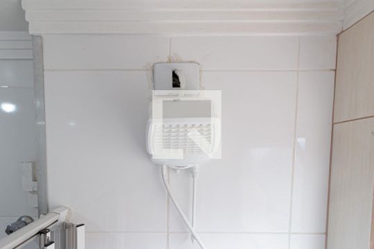 Banheiro de apartamento para alugar com 2 quartos, 65m² em Km 18, Osasco