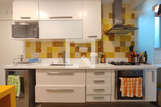Cozinha de apartamento à venda com 3 quartos, 130m² em Barra da Tijuca, Rio de Janeiro