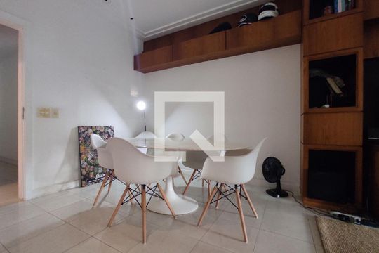 Sala de apartamento à venda com 3 quartos, 130m² em Barra da Tijuca, Rio de Janeiro