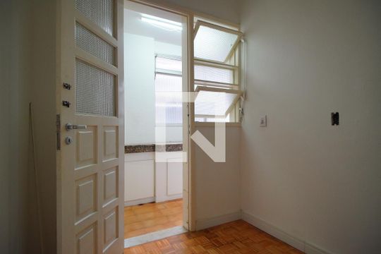 Quarto de Serviço de apartamento à venda com 3 quartos, 214m² em Bom Fim, Porto Alegre