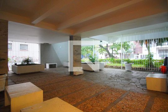 Hall de Entrada de apartamento à venda com 3 quartos, 214m² em Bom Fim, Porto Alegre