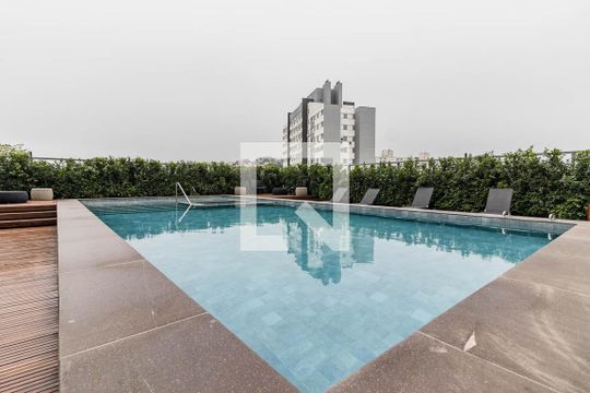 Área comum de kitnet/studio para alugar com 1 quarto, 31m² em Teresópolis, Porto Alegre