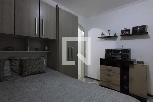 Casa à venda com 3 quartos, 152m² em Parque Monte Alegre, Taboão da Serra