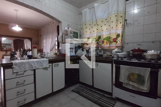 Casa à venda com 3 quartos, 152m² em Parque Monte Alegre, Taboão da Serra