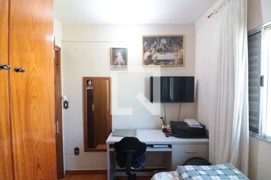 Quarto 3 de casa à venda com 4 quartos, 150m² em Vila Aricanduva, São Paulo