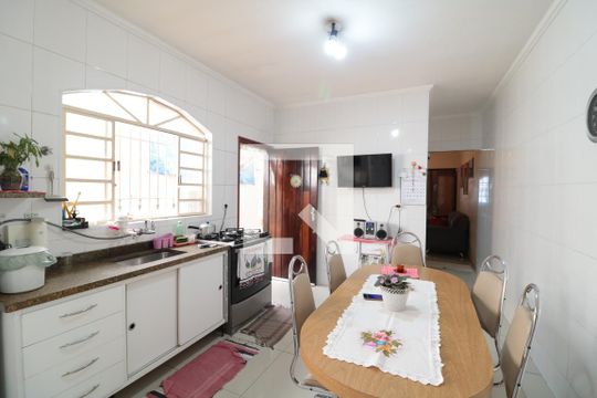 Cozinha de casa à venda com 4 quartos, 150m² em Vila Aricanduva, São Paulo