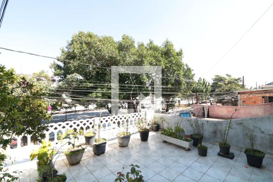 Quintal de casa à venda com 4 quartos, 150m² em Vila Aricanduva, São Paulo