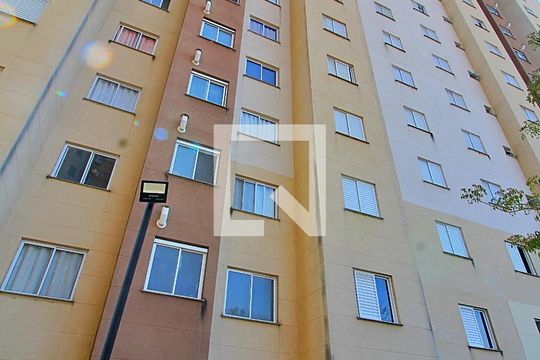 Fachada do Bloco de apartamento para alugar com 2 quartos, 49m² em Jardim Utinga, Santo André