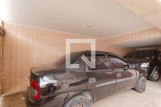 Garagem de casa para alugar com 3 quartos, 560m² em Vila Santa Inês, São Paulo