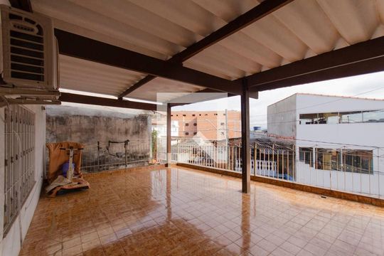 Varanda de casa para alugar com 3 quartos, 560m² em Vila Santa Inês, São Paulo