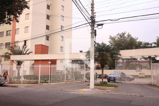 Fachada de apartamento à venda com 2 quartos, 51m² em Vila Basileia, São Paulo